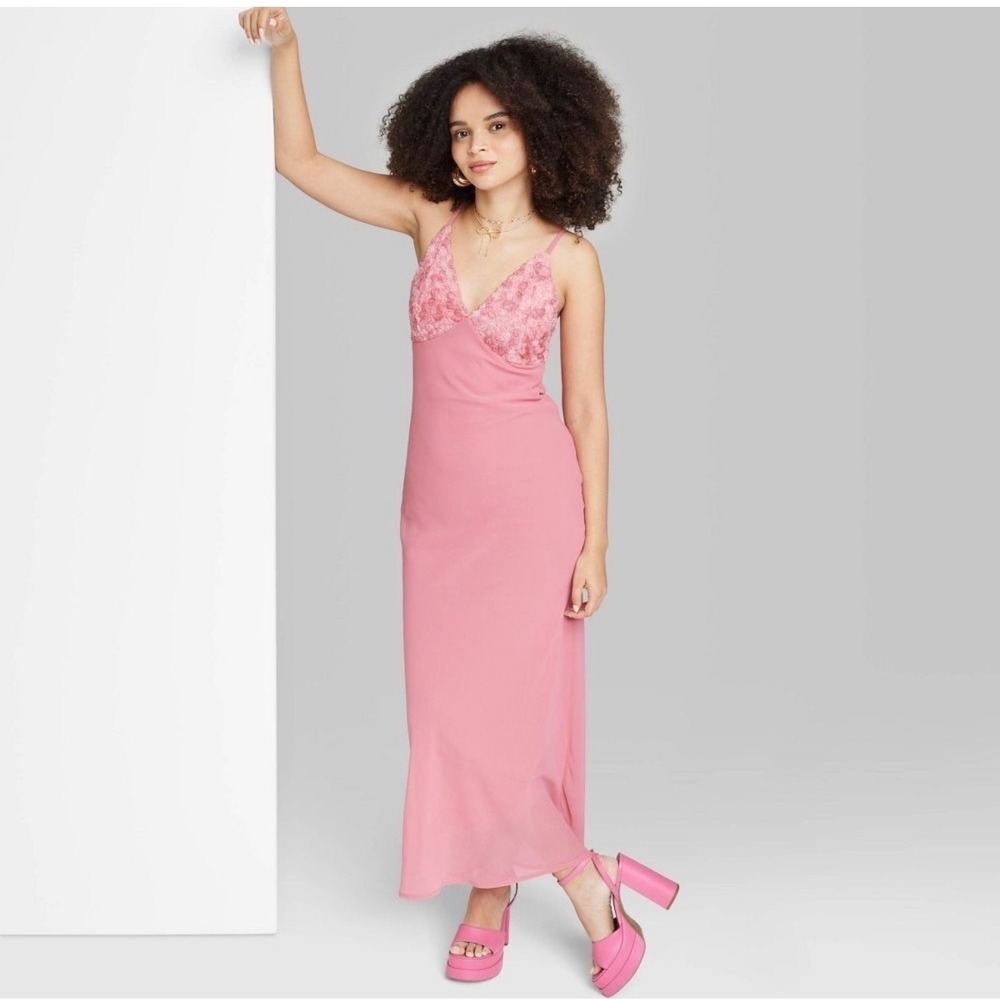 Wild Fable Pink Maxi Dress Rose Appliqué Bodice Tie Back Adjustable Strap Size L